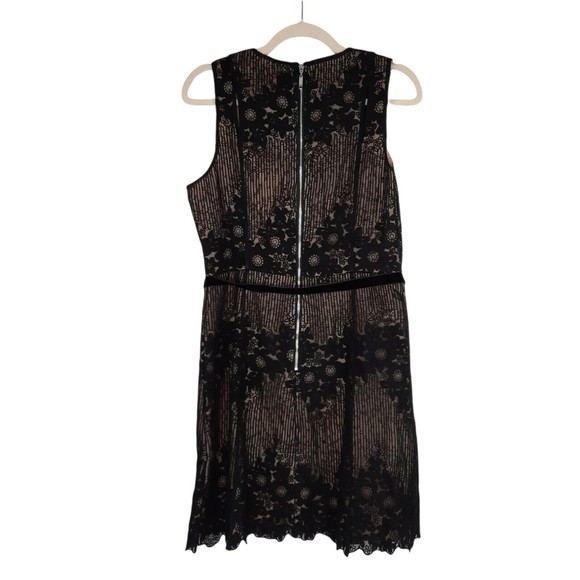 Foxiedox Women's Asha Black Lace Cutout Lined Sleeveless Dress size Large NWT - Picture 4 of 12